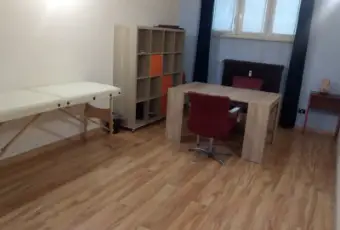 Rexer-Torino-Affitto-Stanza-in-studioufficio-a-psicoterapeuta-psicologa-nutrizionista-osteopata-SALONE