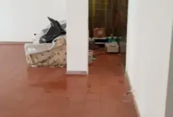 Rexer-Squinzano-Locale-in-vendita-in-via-Papa-Giovanni-Paolo-I-ALTRO