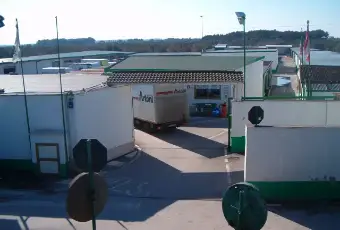 Rexer-Bari-FITTASI-BOX-LOCALI-E-CAPANNONI-AD-USO-DEPOSITO-E-UFFICIO-CUSTODITI-E-VIGILATI-H-GARAGE