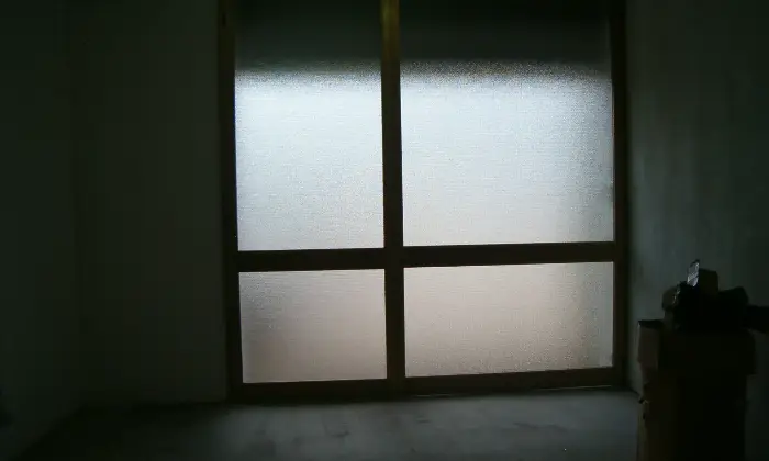Rexer-Bari-FITTASI-BOX-LOCALI-E-CAPANNONI-AD-USO-DEPOSITO-E-UFFICIO-CUSTODITI-E-VIGILATI-H-GARAGE