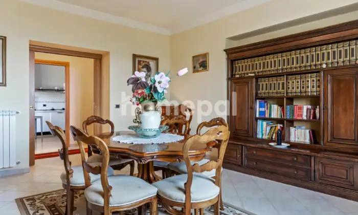 Rexer-Villanova-del-Battista-Rustico-con-giardino-Villanova-del-Battista-SALONE