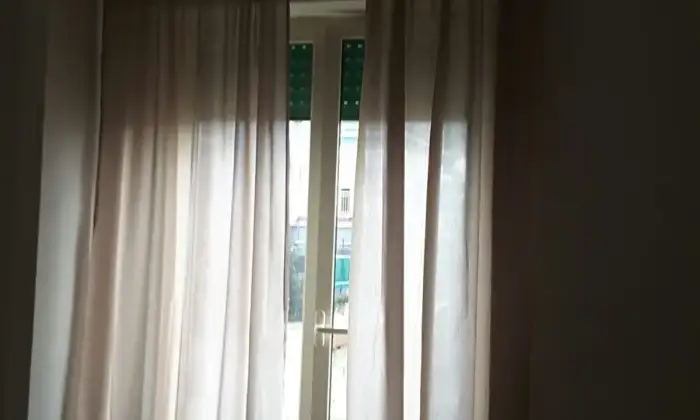 Rexer-Napoli-Fittasi-uso-abitativo-Posillipo-Parco-Pica-CAMERA-DA-LETTO