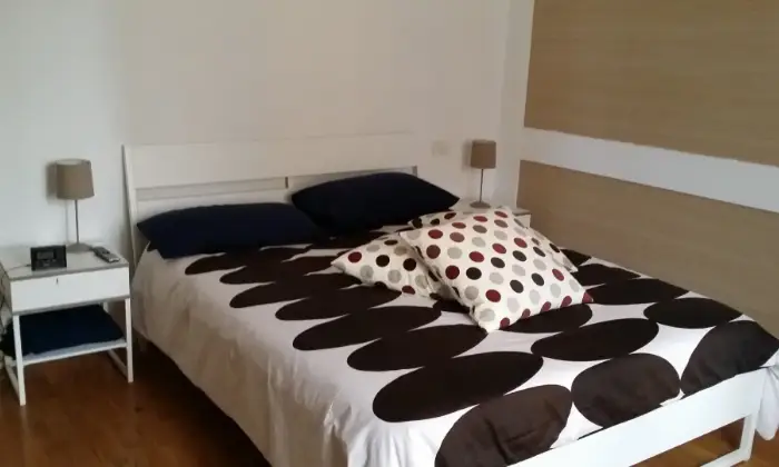 Rexer-Napoli-Fittasi-uso-abitativo-Posillipo-Parco-Pica-CAMERA-DA-LETTO