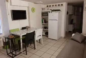 Rexer-Lucca-Mini-appartamento-Lucca-Centro-storico-Brevi-Periodi-CUCINA