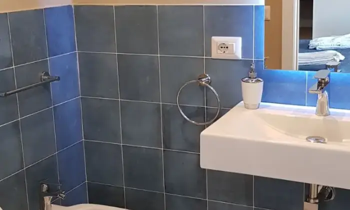 Rexer-Catania-BILOCALE-CON-POSTO-AUTO-PRESSI-VIALE-VITTORIO-VENETO-IMBOCCO-TANGENZIALE-BAGNO