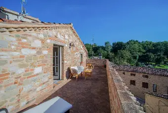 Rexer-San-Ginesio-Finemente-ristrutturata-Casa-nel-BORGO-a-COLDELLAIO-di-San-Ginesio-MC-BALCONE