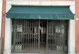 Rexer-Massa-Fondo-commerciale-centro-storico-ALTRO