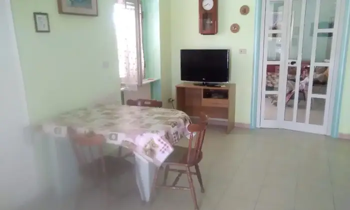 Rexer-Ischitella-Casa-a-mt-dal-mare-nel-gargano-CUCINA