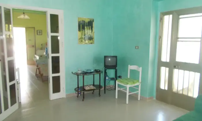 Rexer-Ischitella-Casa-a-mt-dal-mare-nel-gargano-SALONE