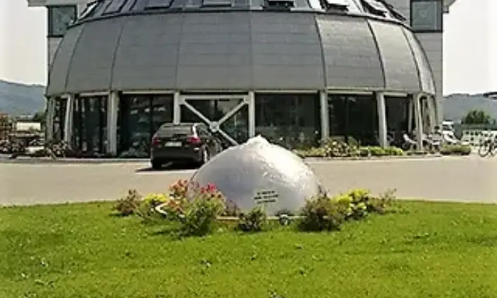 Rexer-Citt-di-Castello-Al-Centro-Servizi-La-Sfera-proponiamo-uffici-e-locali-ad-uso-tecnico-Ambulato