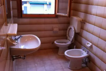 Rexer-Ravenna-Affitto-appartamento-Lido-di-Classe-con-vista-mare-BAGNO