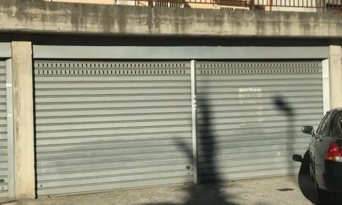 Rexer-Cosenza-Garage-in-affitto-in-via-Aldo-Moro-snc-GARAGE