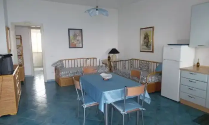 Rexer-Crotone-Vacanza-in-un-appartamento-stupendo-CUCINA