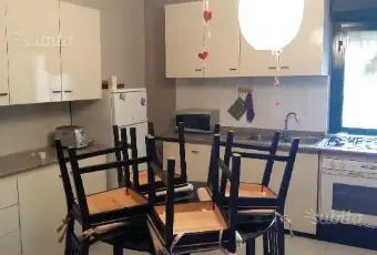 Rexer-Caserta-Caserta-appartamento-arredato-con-box-CUCINA