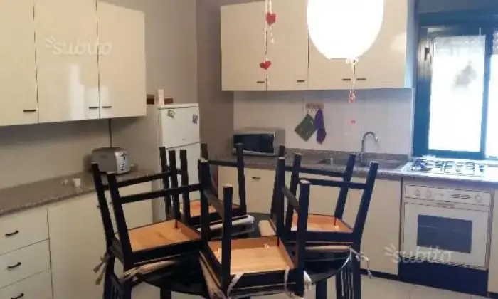 Rexer-Caserta-Caserta-appartamento-arredato-con-box-CUCINA