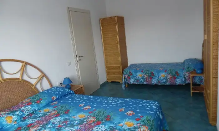 Rexer-Crotone-Bilocale-CAMERA-DA-LETTO