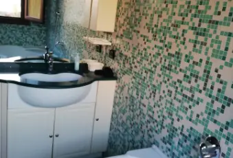 Rexer-Montale-Affittasi-Appartamento-BAGNO