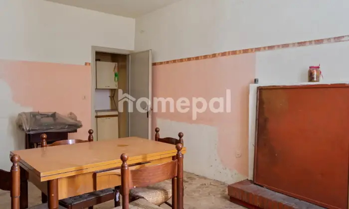 Rexer-Ficulle-CARATTERISTICO-APPARTAMENTO-SU-LIVELLI-CUCINA