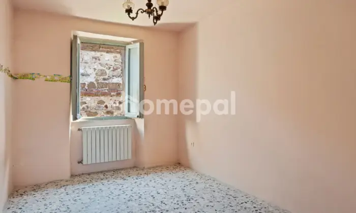 Rexer-Ficulle-CARATTERISTICO-APPARTAMENTO-SU-LIVELLI-CAMERA-DA-LETTO
