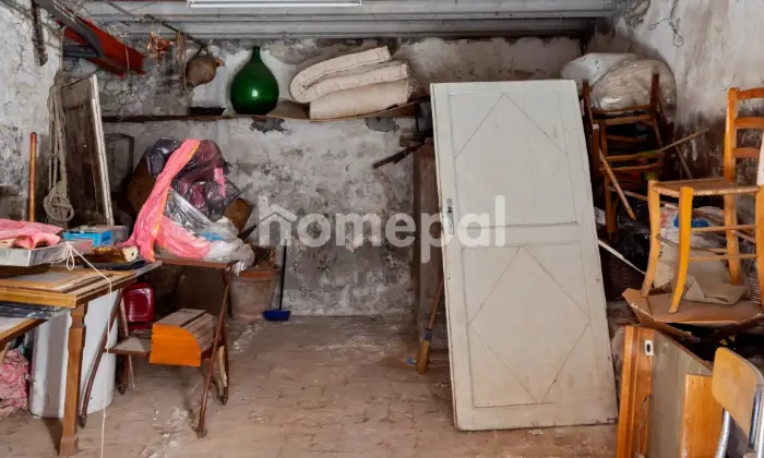 Rexer-Ficulle-CARATTERISTICO-APPARTAMENTO-SU-LIVELLI-CANTINA
