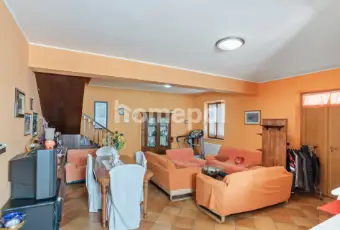 Rexer-Cossignano-CASOLARE-INTERAMENTE-RISTRUTTURATO-SALONE