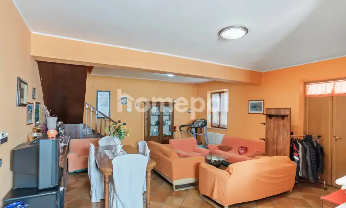Rexer-Cossignano-CASOLARE-INTERAMENTE-RISTRUTTURATO-SALONE