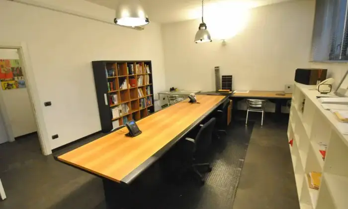 Rexer-Milano-Ampio-locale-ufficio-in-condivisione-SALONE