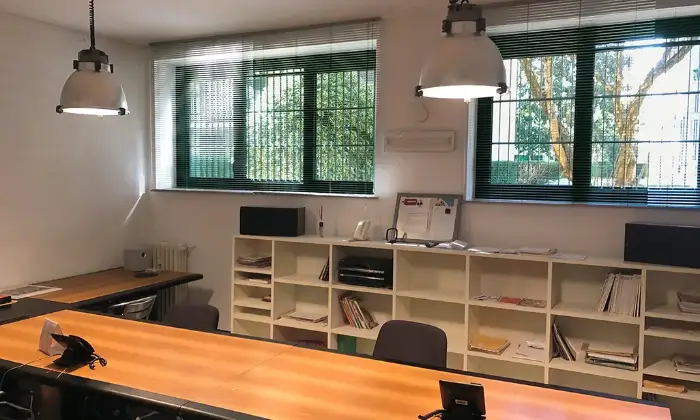Rexer-Milano-Ampio-locale-ufficio-in-condivisione-SALONE