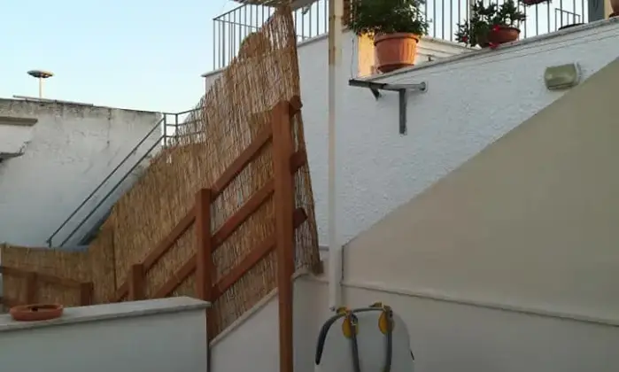 Rexer-Maruggio-Affittasi-centralissima-casa-al-mare-TERRAZZO