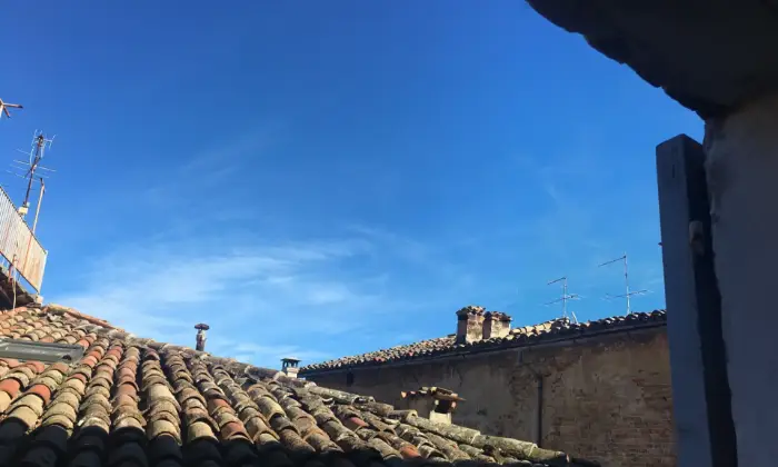 Rexer-Urbino-Monolocale-in-centro-storico-Urbino-BAGNO