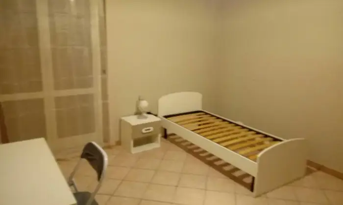 Rexer-Roma-Trlocale-arredato-mq-Roma-zona-GiardinettiTorvergata-CAMERA-DA-LETTO
