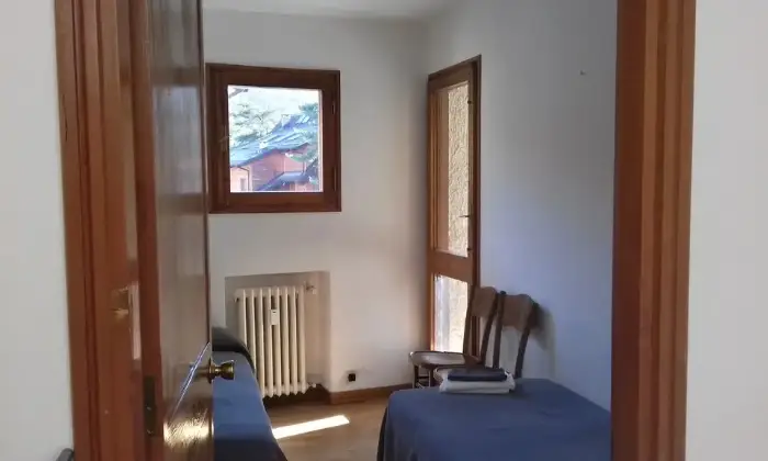 Rexer-Bardonecchia-Bardonecchia-casa-ristrutturata-CampoSmith-Estate-SOLD-OUT-CAMERA-DA-LETTO