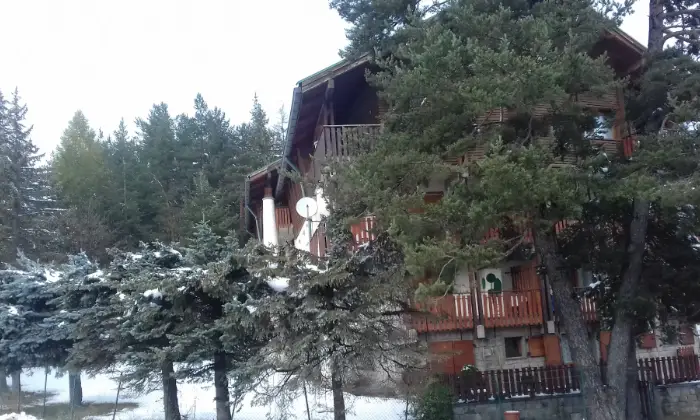 Rexer-Bardonecchia-Bardonecchia-casa-ristrutturata-CampoSmith-Estate-SOLD-OUT-GIARDINO