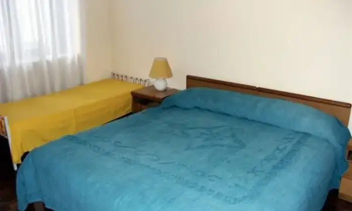 Rexer-Bordighera-Affitto-di-bilocale-in-via-Romana-Bordighera-CAMERA-DA-LETTO