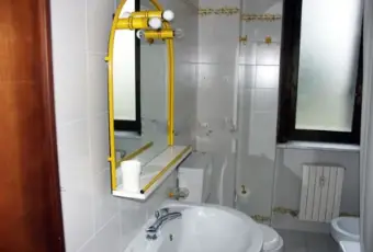 Rexer-Bordighera-Affitto-di-bilocale-in-via-Romana-Bordighera-BAGNO