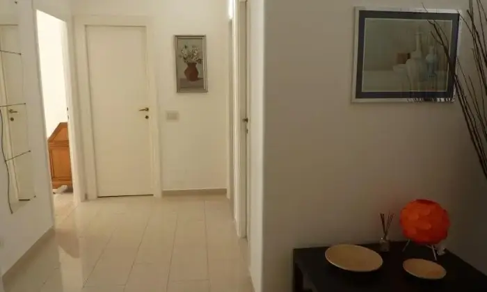 Rexer-Roma-NOMENTANO-POSTO-LETTO-PER-STUDENTESSA-O-PROFESSIONISTA-ALTRO