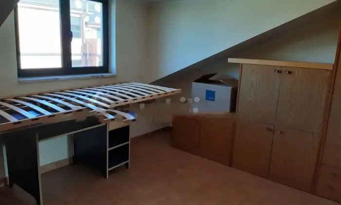 Rexer-San-Prisco-Mansarda-Viale-EUROPA-San-Prisco-CAMERA-DA-LETTO