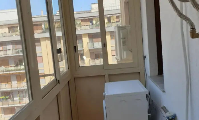 Rexer-Palermo-Affittasi-a-studentesselavoratrici-ampie-e-luminose-stanze-arredate-singole-TERRAZZO