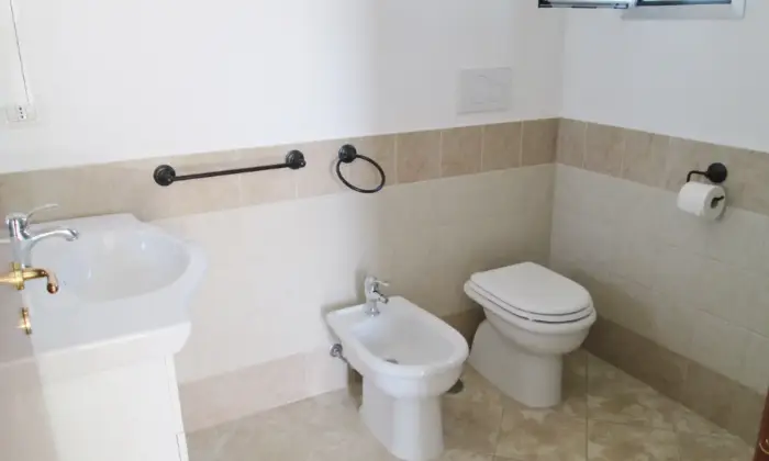 Rexer-Monteroni-di-Lecce-Bilocale-nuova-costruzione-BAGNO