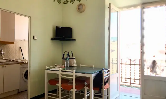 Rexer-Diano-Marina-BILOCALE-per-vacanze-CUCINA