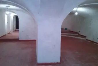 Rexer-Bari-Locale-mq-ottimo-anche-uso-ufficio-SALONE