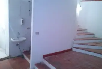 Rexer-Bari-Locale-mq-ottimo-anche-uso-ufficio-SALONE