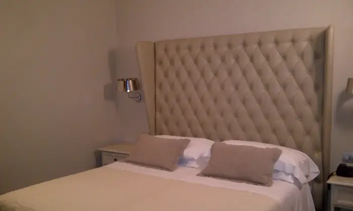 Rexer-Milano-Appartamento-di-preggio-SALONE