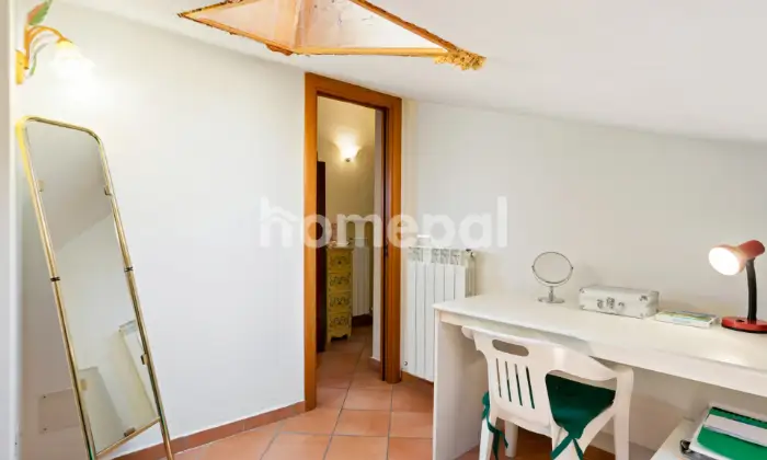 Rexer-Spoleto-Appartamento-su-due-livelli-con-terrazzo-Spoleto-CAMERA-DA-LETTO