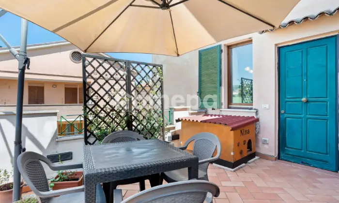 Rexer-Spoleto-Appartamento-su-due-livelli-con-terrazzo-Spoleto-TERRAZZO