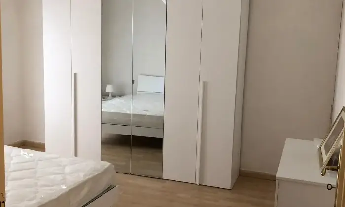 Rexer-Salerno-Fittasi-ampio-bilocale-a-Salerno-CAMERA-DA-LETTO