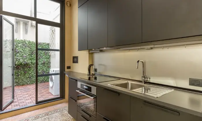Rexer-Verona-Appartmento-con-due-camere-da-letto-in-centro-storico-e-palazzo-del-Seicento-CUCINA