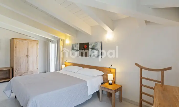 Rexer-Olbia-Il-tuo-BB-in-Sardegna-Olbia-centro-CAMERA-DA-LETTO