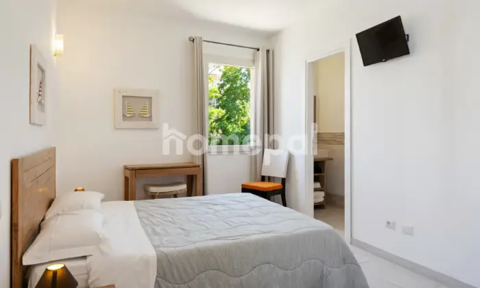 Rexer-Olbia-Il-tuo-BB-in-Sardegna-Olbia-centro-CAMERA-DA-LETTO