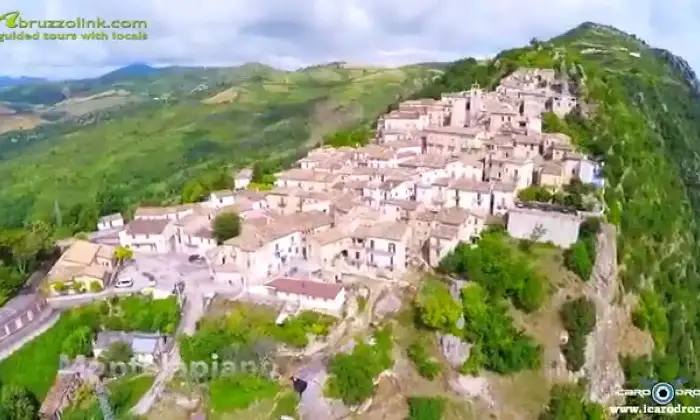 Rexer-Montelapiano-A-Val-dI-Sangro-CENTRO-ABRUZZO-slm-VENDESIAFFITTASI-Terrazzo